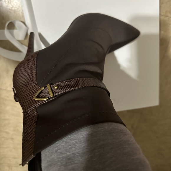 Booties - Picture 6 of 8